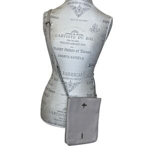 Thacker New York Leather Crossbody Gray With Silver Tone Hardware